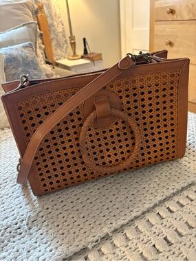 Universal Thread Tan Woven Shoulder Bag with Braided Ring